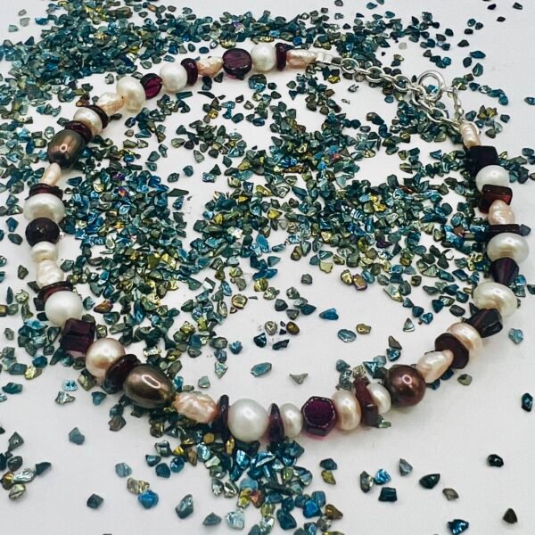 Pearl Stone Bead Bracelet